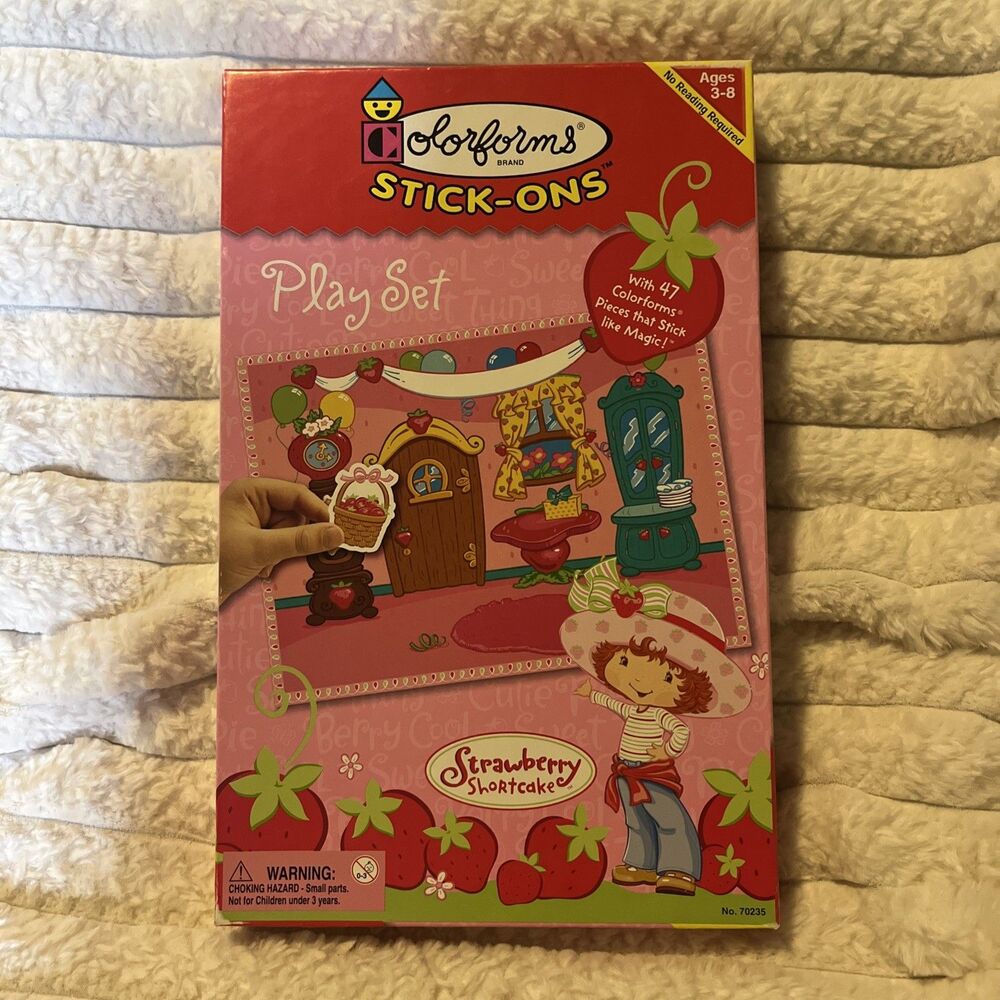 Strawberry Shortcake Colorforms 2003 # 70235